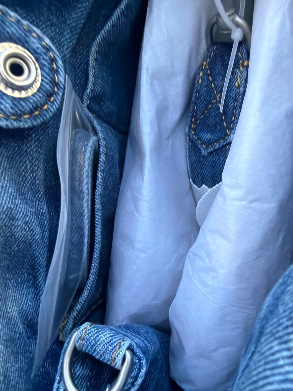 GAP Small Denim Five Pocket Tote Medium Wash GAP BAG Mini 5 Pocket Tote